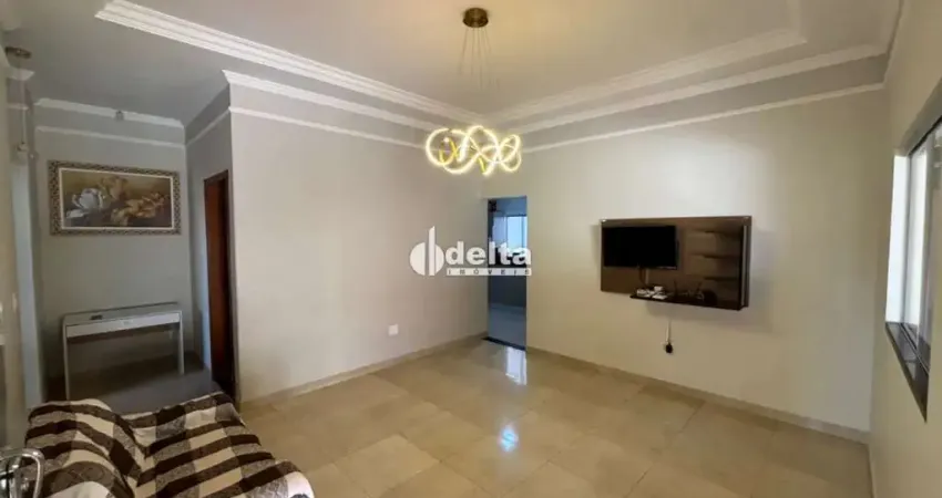 Casa residencial disponível para locação no bairro Tubalina em Uberlândia-MG.