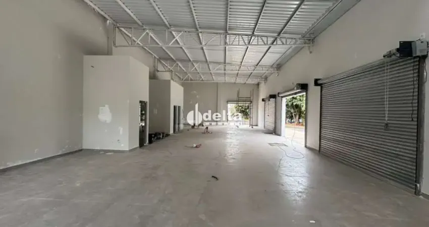 Galpão comercial disponível para locação no bairro granada em uberlândia-mg.