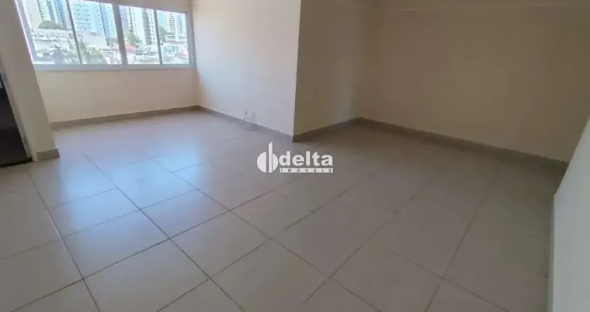 Apartamento com 04 quartos disponível para locação no bairro centro em uberlândia-mg.
