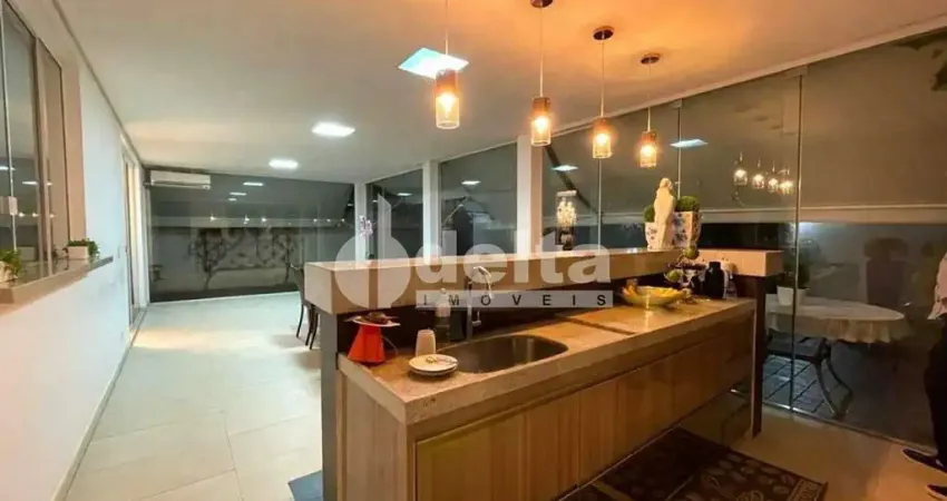 Casa no condomínio jardim barcelona disponível para locação em uberlândia mg