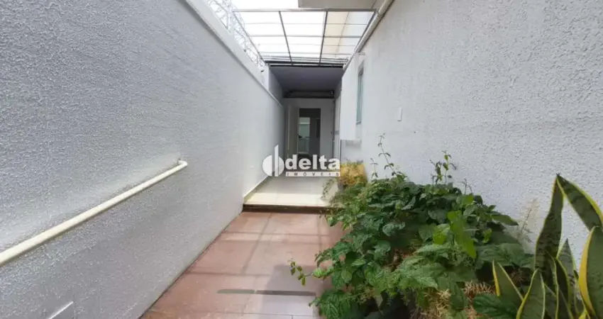 Casa comercial com habite-se disponível para locação no bairro martins em uberlândia - mg.