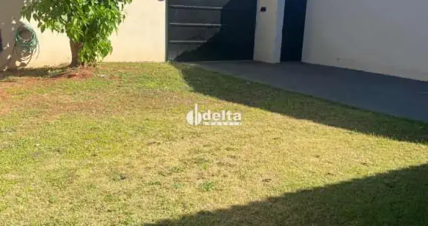 Casa residencial com 3 quartos sendo 1 suíte disponível para locação e venda no bairro jardim europa em uberlândia - mg.