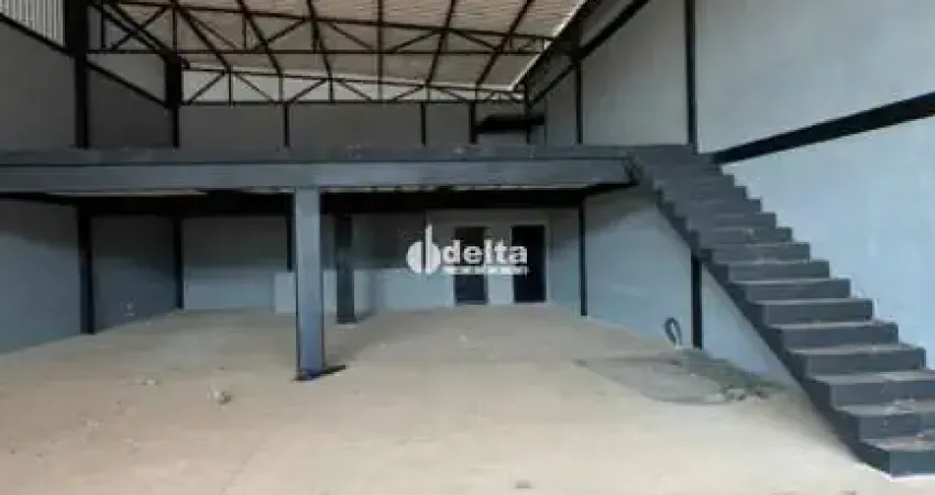 Galpão disponível para locação no bairro novo mundo em uberlândia - mg.