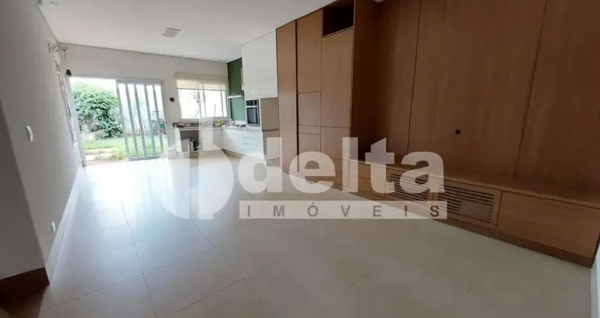 Casa residencial com 2 quartos, disponível para locação no bairro jardim karaíba em uberlândia-mg