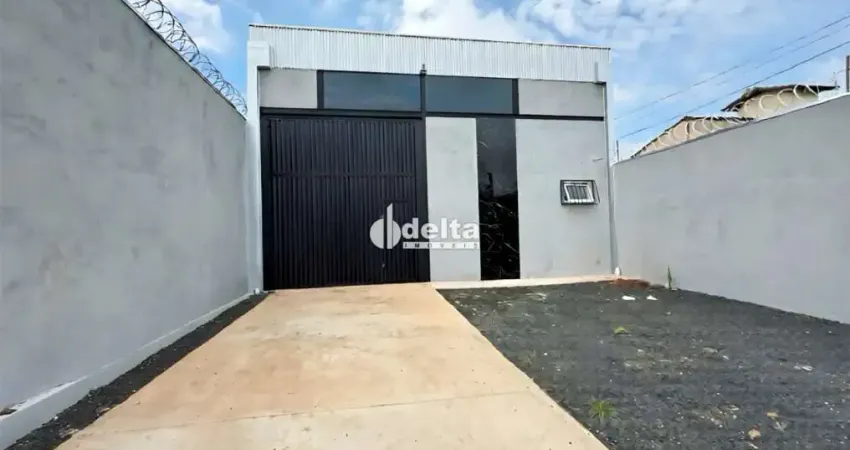 Galpão disponível para locação no bairro marta helena em uberlândia - mg.