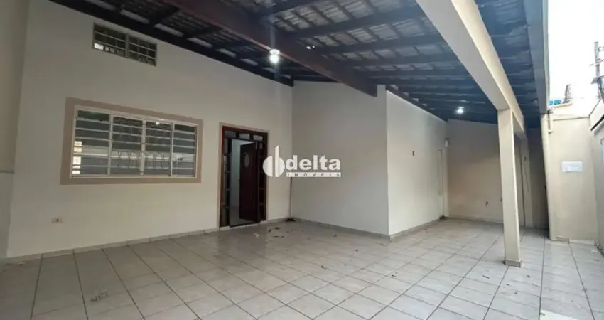 Casa residencial com 3 quartos sendo 1 suíte, disponível para locação no bairro jardim patrícia em uberlândia-mg