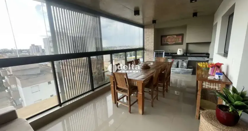 Apartamento mobiliado com 3 quartos sendo 1 suíte, disponível para locação no bairro santa mônica em uberlândia-mg