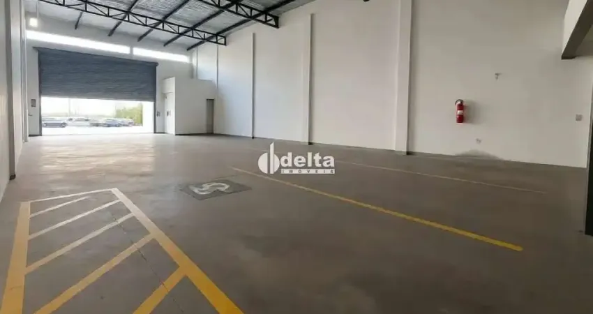 Galpão comercial disponível para locação e venda no bairro custódio pereira em uberlândia-mg.