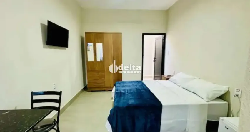 Casa mobiliada com 1 quarto sendo 1 suíte disponível para locação no bairro minas gerais em uberlândia-mg