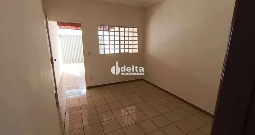 Casa residencial com 3 quartos sendo 1 suíte disponível para locação bairro santa mônica em uberlândia-mg