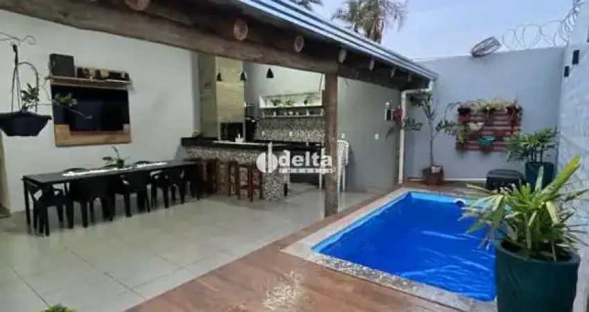 Casa residencial com 3 quartos sendo 1 suíte disponível para locação no bairro chácaras tubalina em uberlândia-mg