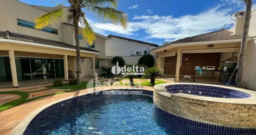 Casa com 4 quartos para alugar no Jardim Karaíba, Uberlândia