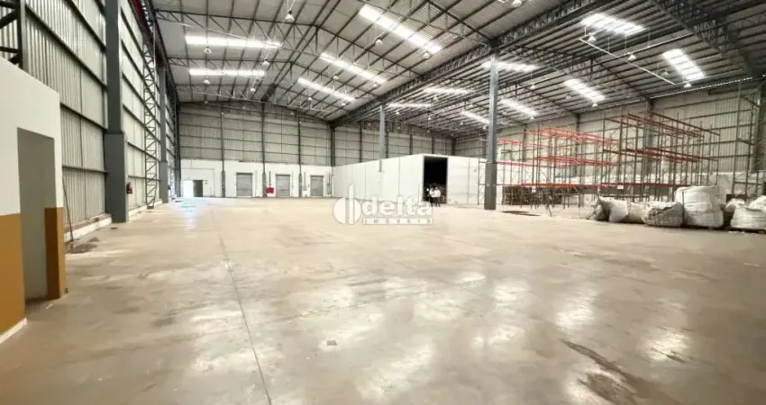 Galpao disponível para locação no bairro distrito industrial em uberlândia-mg