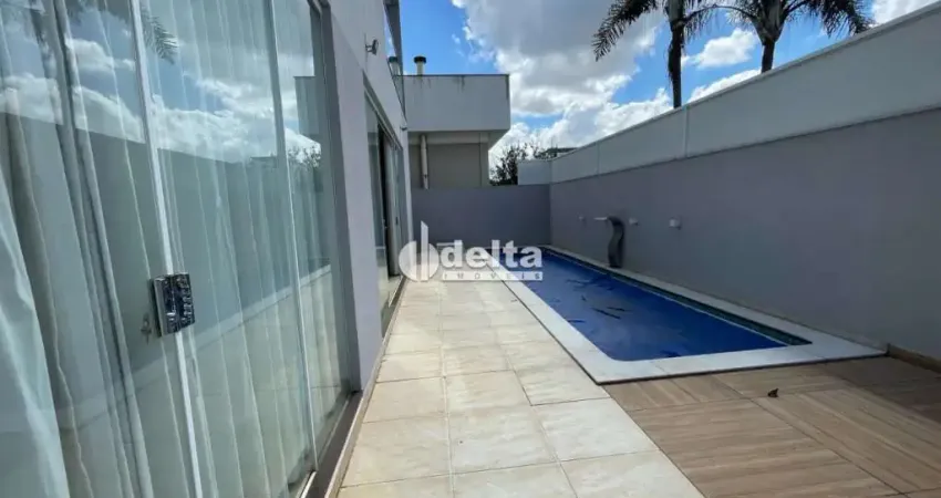 Casa em condomínio fechado com 4 quartos para alugar no Nova Uberlândia, Uberlândia