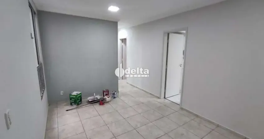 Apartamento com 3 quartos sendo 1 suíte disponível para locação no bairro Brasil em Uberlândia-MG