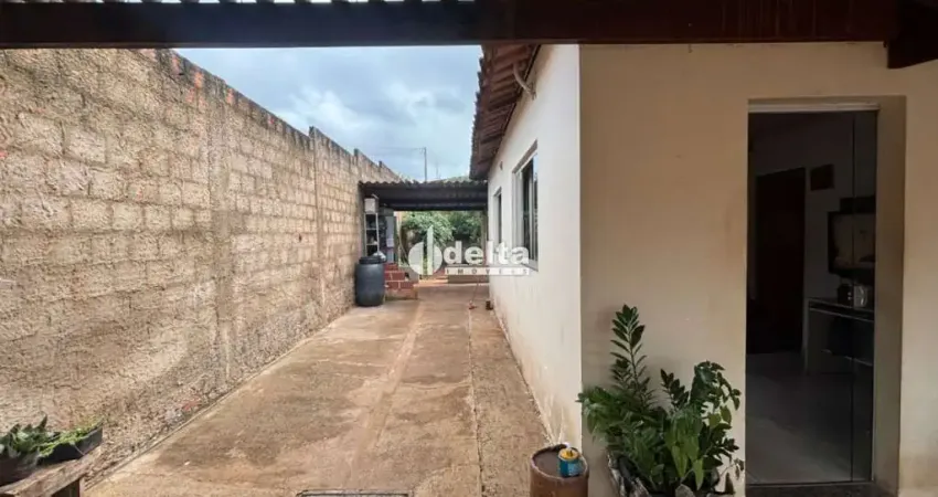 Casa mobiliada disponível para locação no bairro shopping park em uberlândia mg