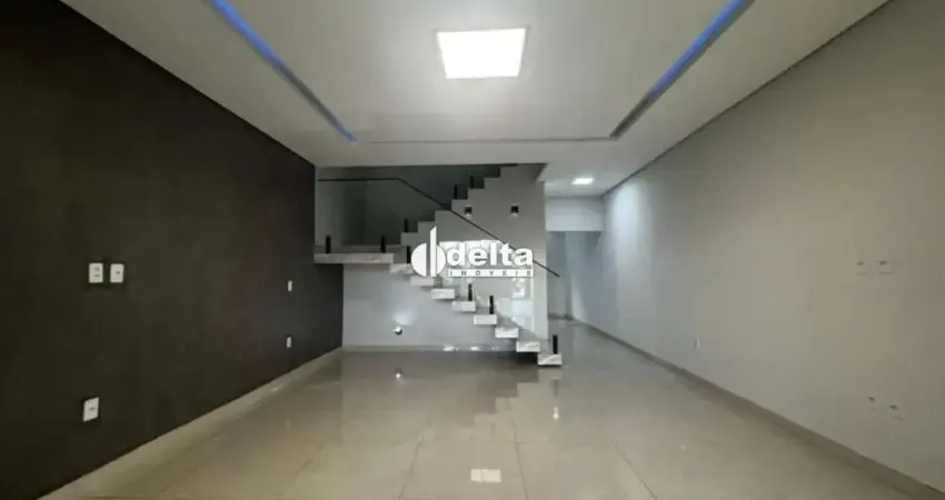 Casa residencial com 3 suítes, disponível para locação e venda no bairro aclimação a em uberlândia-mg