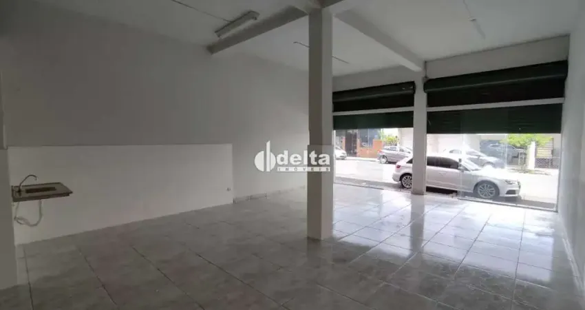 Loja disponível para locação no bairro Tabajaras em Uberlândia-MG.