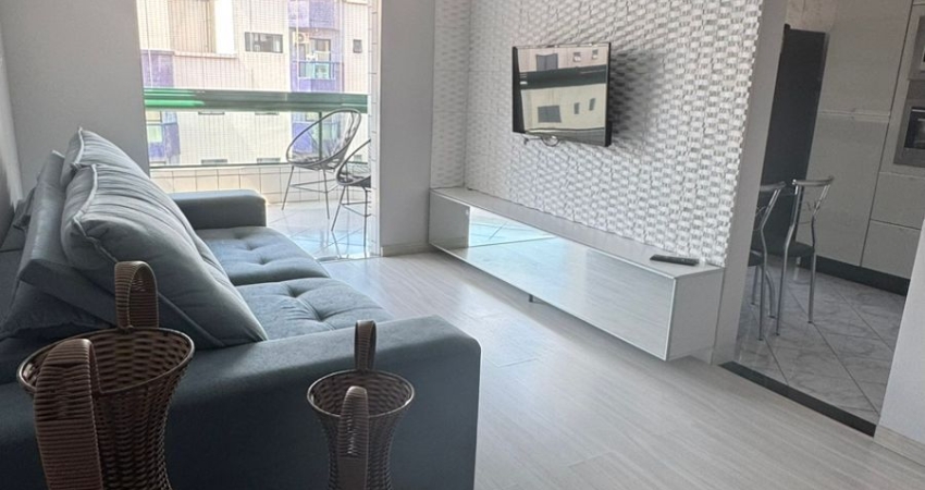 Apartamento Mobiliado com 2 Dormitórios, Suíte, Sacada e Lazer Completo no Canto do Forte