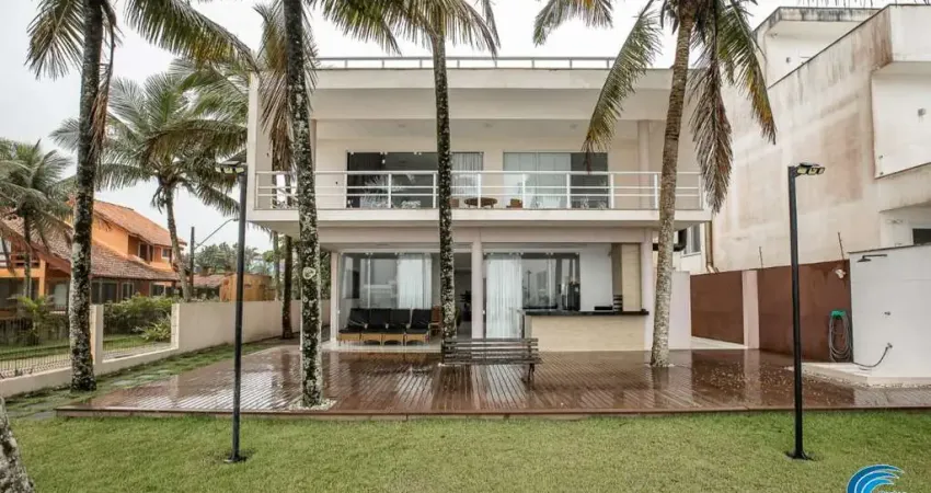 Casa em condomínio fechado com 4 quartos à venda na Praia do Sape, Ubatuba 