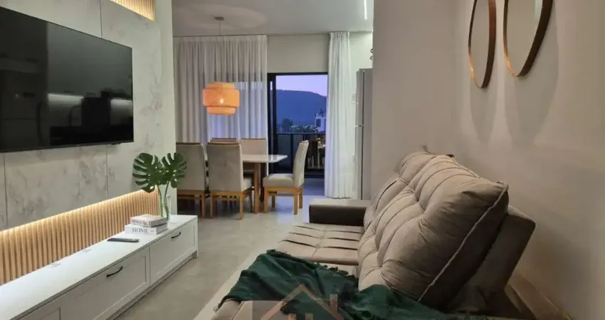 Mariscal, cobertura, Nova, 91 mts2, 02 suítes, finamente mobiliado e decorado, móveis de alto padrão, terraço c/ churrasqueira e vista panorâmica