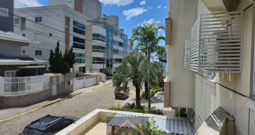 Apto 03 dormts, 150 mts da praia de bombas, mobiliado, terraço com churrasqueira frente rua e vista mar,