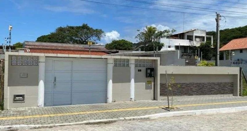 ALUGO Casa na Praia do Seixas com 3 Quartos sendo 1 Suíte R$ 4.500,00*