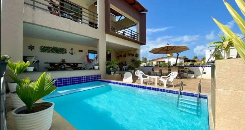 Casa em Condomínio com 7 Quartos sendo 6 Suítes em Camaçari - Lucena