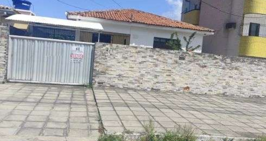 Casa no Jardim Cidade Universitária/Bancários com 7 Quartos sendo 1 Suíte