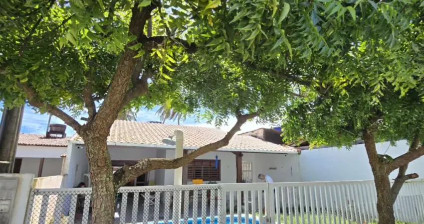 Excelente Casa Mobiliada em Lucena/Pontinha com 3 Quartos com Piscina, 100m do mar