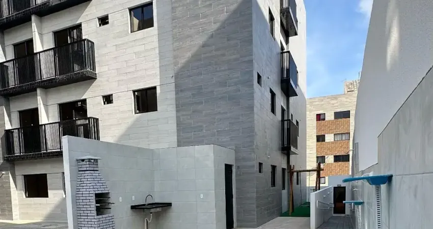 Apartamento no Parque do Sol/Valentina com 2 Quartos e Piscina