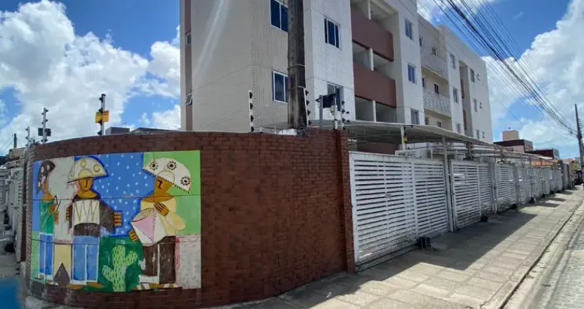 Alugo apartamento no josé américo com 2 quartos sendo 1 suíte