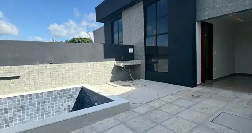 Excelente casa de alto padrão no colibris com 3 quartos sendo 2 suítes com piscina