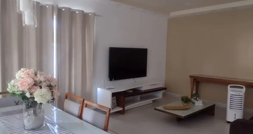 Casa solta no portal do sol/quadramares com 3 suítes e piscina