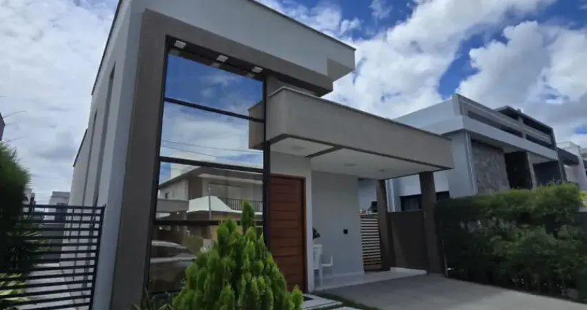 ALUGO Casa em Condomínio Fechado com 3 Quartos sendo 1 Suíte com Lazer Completo