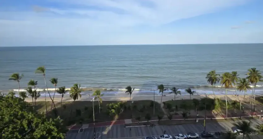 ALUGO Excelente Apartamento Beira-mar do Cabo Branco com 2 Quartos + DCE, Elevador e Lazer