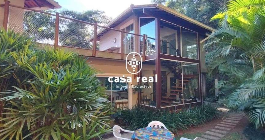Casa com 4 Quartos em Condomínio com Piscina – Conforto, Segurança e Excelente Localização!