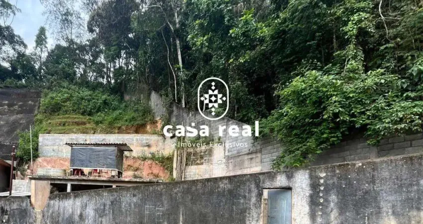 Terreno para venda pronto para construir no centro de Petrópolis