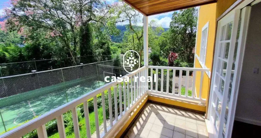 Apartamento à venda, 1 vaga, Itaipava - Petrópolis/RJ