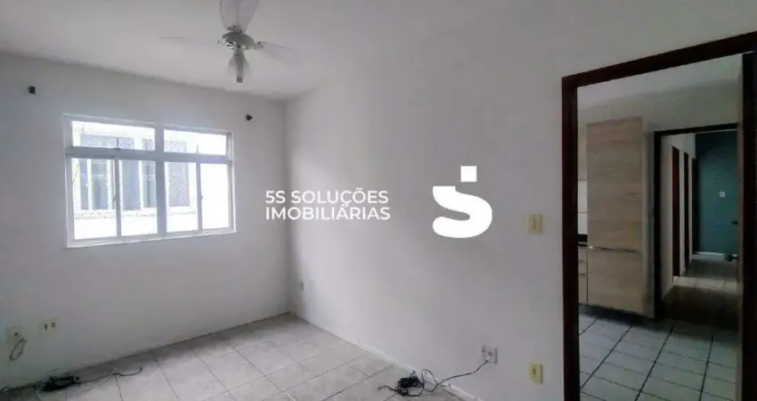 Apartamento 2 quartos, de frente em condomínio no Centro da cidade