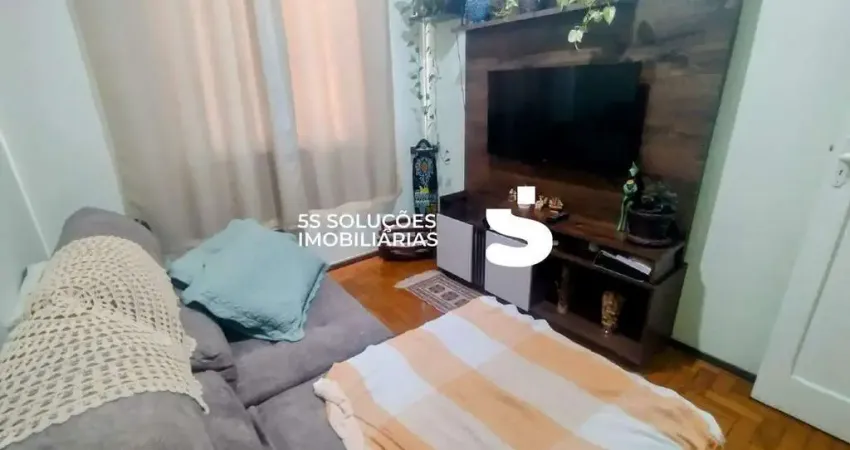 Lindo apartamento com 3 quartos, de frente no Morro da Glória