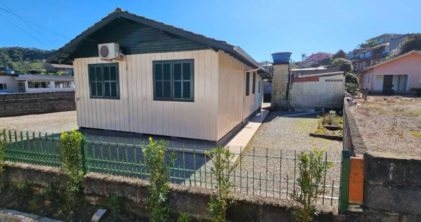 Casa para venda em São Pedro De Alcântara/SC - CA271