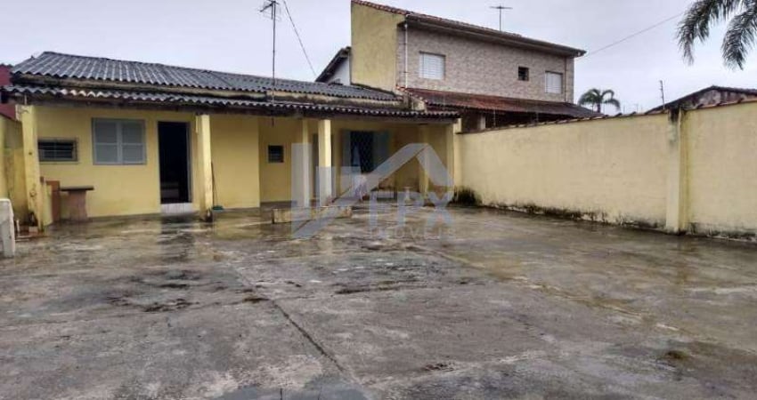 Casa para Venda em Itanhaém, Jardim Diplomata, 2 dormitórios, 1 banheiro, 5 vagas