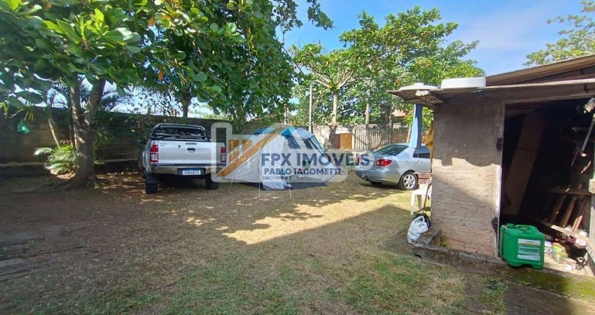 Casa para Venda em Itanhaém, Jardim Jamaica, 2 dormitórios, 2 banheiros, 10 vagas