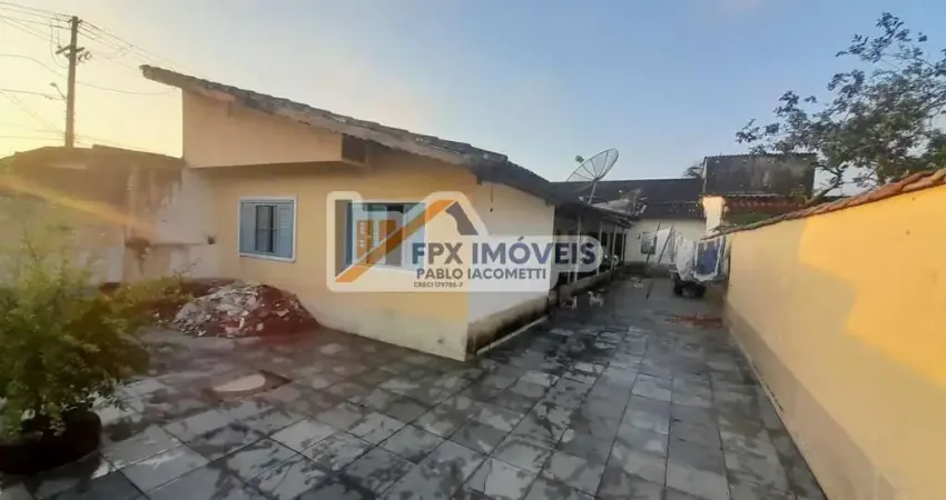 Casa para Venda em Itanhaém, Savoy, 4 dormitórios, 2 banheiros, 2 vagas