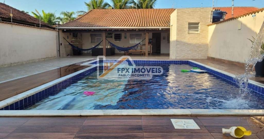 Casa para Venda em Itanhaém, Jardim Regina, 3 dormitórios, 2 banheiros, 4 vagas