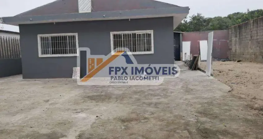 Casa para Venda em Itanhaém, Balneário Gaivota, 3 dormitórios, 2 banheiros, 4 vagas
