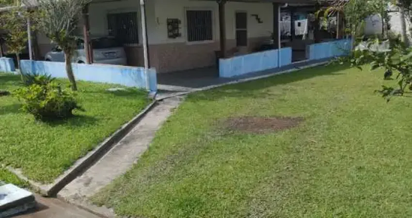 Casa para Venda em Itanhaém, Luizamar Mirim, 2 dormitórios, 2 suítes, 2 banheiros, 10 vagas