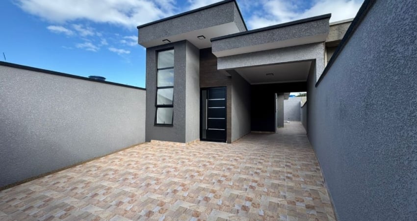 Casa nova com piscina e 02 dormitórios a venda no bairro nova peruibe em peruibe,