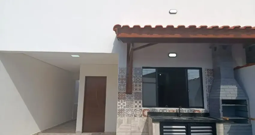 Casa para Venda com  2 dormitórios e piscina  , Itanhaém